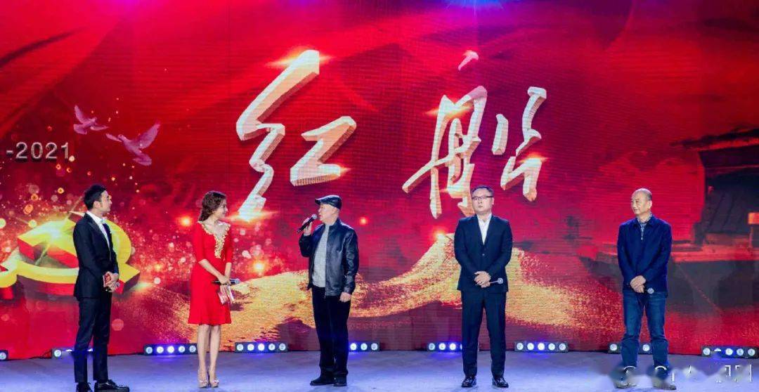 科技與友情的奇妙交匯，小明眼中的最新臺發布會